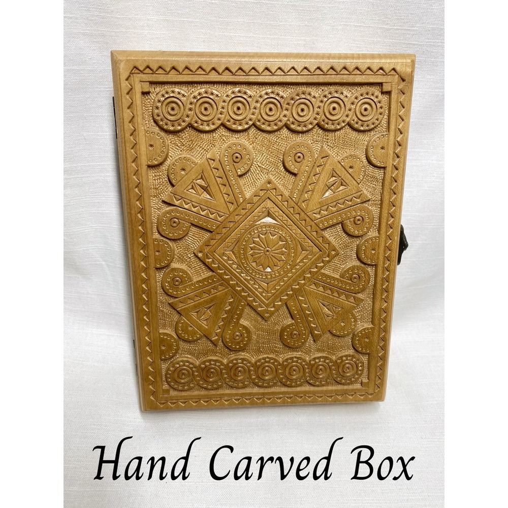 Hand Carved‎ Wooden Jewelry Box Wall Cabinet Folk Art Key Holder Velvet Lined